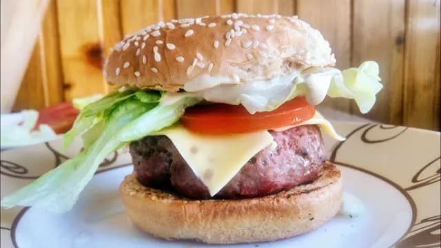 Jak zrobić burgera jak z McDonald's w łatwy sposób w domu Jak zrobić burgera jak z McDonald's w łatwy sposób w domu